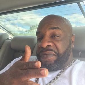 Meet your Posher, Travis